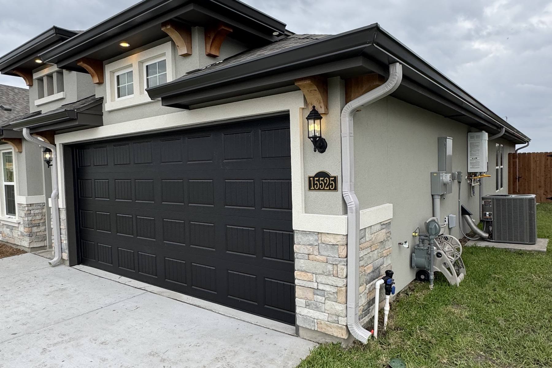 Rio Grande Valley home with seamless gutters and downspouts installed by Texas Gutters Co